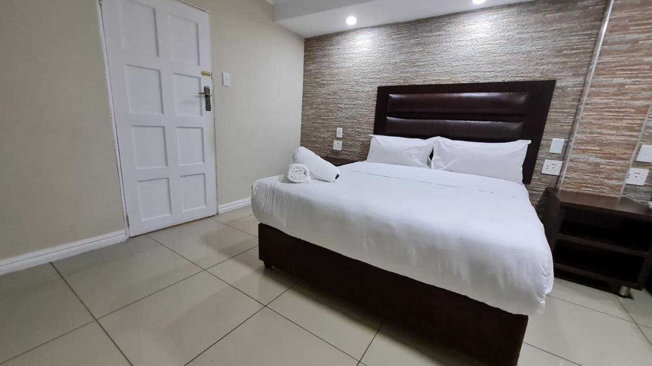 Bayside Hotel Pinetown New Germany Esterno foto
