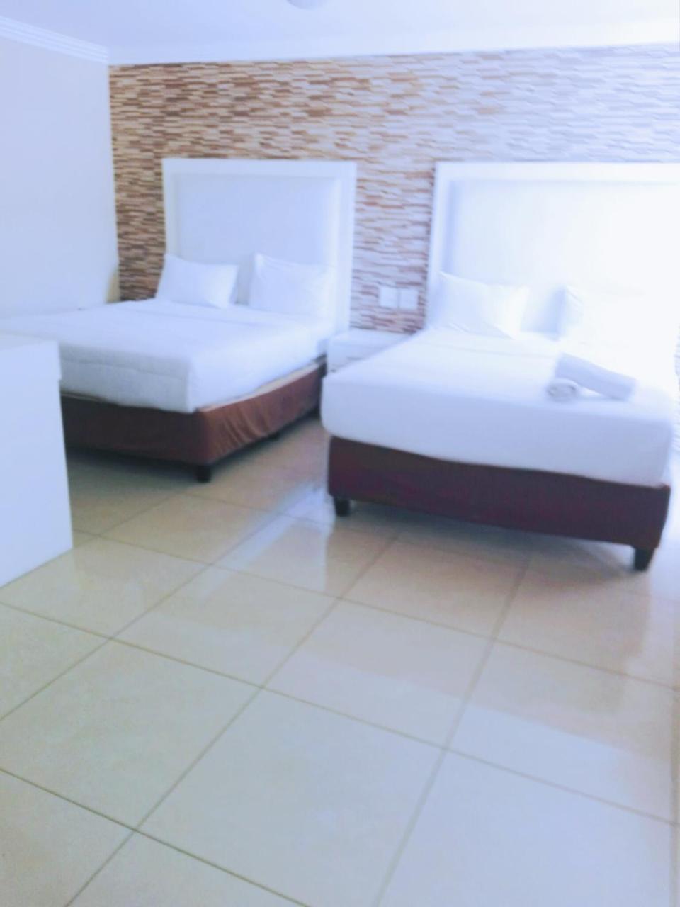 Bayside Hotel Pinetown New Germany Esterno foto