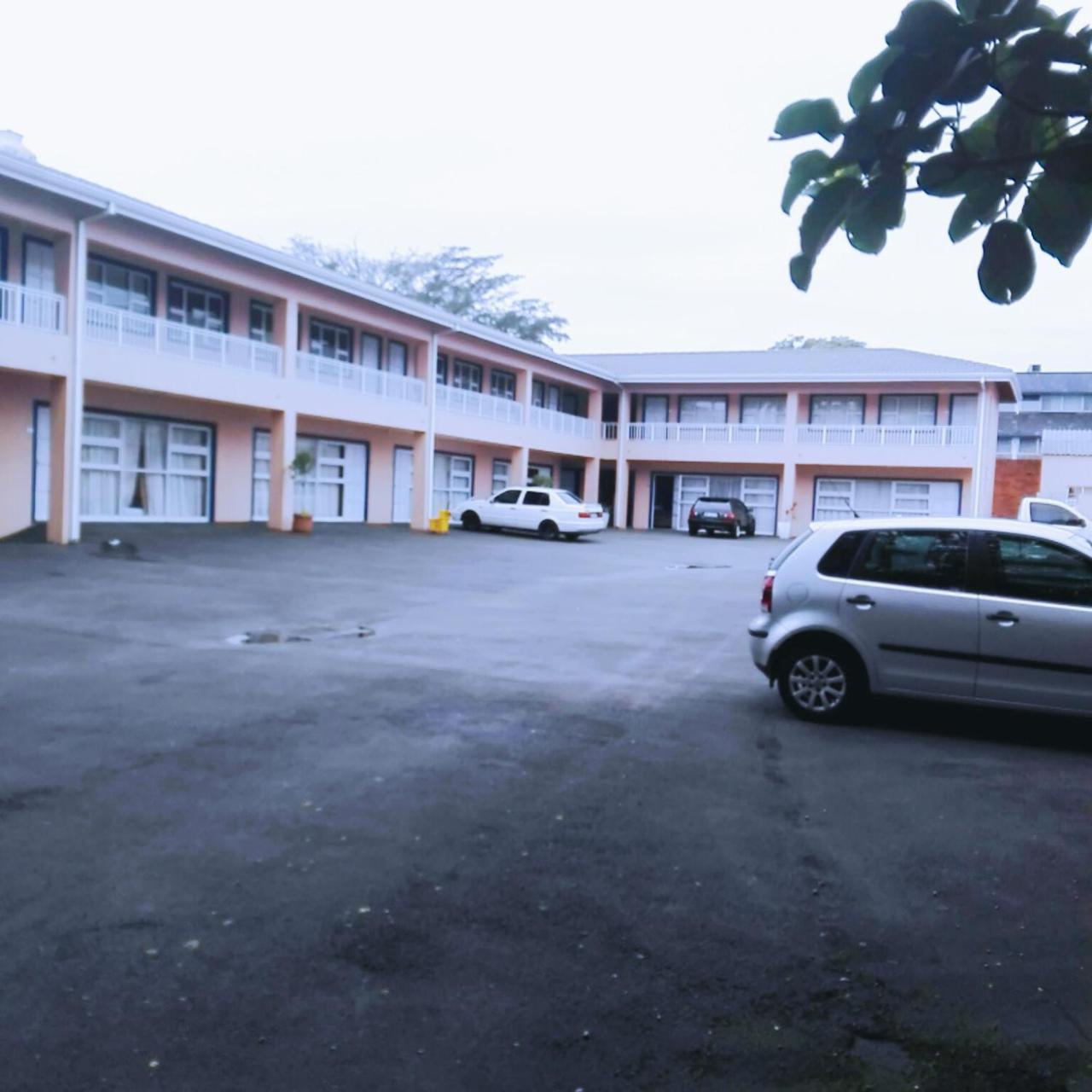 Bayside Hotel Pinetown New Germany Esterno foto